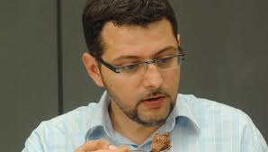 Robert mršavi i uz roštilj