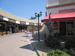 Lezzeti ile tescillenmiş köfteci yusuf köftesini online sipariş verin, kapınıza getirelim. Avm Picture Of Kofteci Yusuf Kusadasi Tripadvisor