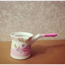Lavin Porselen Silikon Sapli Tek Cezve Pembe Pembe Lava Caydanlik