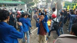 Kantor pelayanan pekerja penerima upah (ppu). Aktivis Kecam Sikap Anggota Dprd Bulukumba Ini Masalahnya Tribun Timur