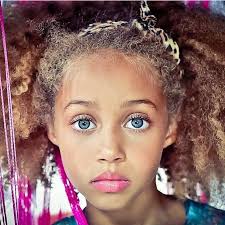 Tirza (@tirza_ilydjazy) su Instagram: "Wauw those eyes!!! Shoot  @lolameiswear picture made by @mariekedijkhof make up @mupartisttamara"