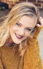 Regina Kennedy's Instagram, Twitter & Facebook