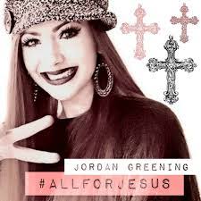 Elizabeth Greening's Instagram, Twitter & Facebook