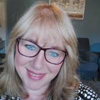 70+ "Julie Hayward" profiles