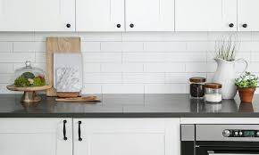 5 Studio Gazette Jeffrey Court Showroom Designer Collection White Subway Tiles Kitchen Backsplash Kitchen Tiles Design White Subway Tile Backsplash