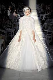 Brautkleider online shop, schneller versand. Chanel Wedding Dress Couture Haute Couture Wedding Dress Bridal Couture