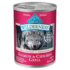 But i also had several people who claimed that their dogs either got sick after eating the food, or refused to eat it when they had bought a new bag. Blue Buffalo Blue Wilderness Salmon Chicken Grill Wet Dog Food 12 5 Oz Case Of 12 Petco
