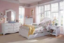 Caroline Twin Bed Huffman Koos Interior Design Design Youth Bedroom Www Huffmankoos Com White Bedroom Set Bedroom Furniture Sets Childrens Bedroom Decor