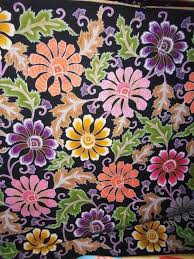 45 Motif Batik Bunga Sederhana Simple Modern Model Selain contoh warna batik bunga, bapak ibu juga dapat temui berbagai macam hal terkait tanaman, seperti : 45 motif batik bunga sederhana