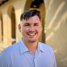 Jesse Calderon's Instagram, Twitter & Facebook