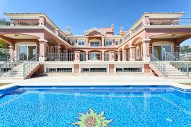 29.05.2020 · novak djokovic house in marbella, spain. Why Novak Djokovic Chose To Spend Lockdown In Marbella