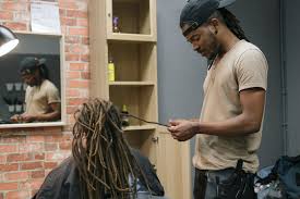 Beauty salons, hair salons, nail salons, tanning salons, tattoos, spas, massage and more. 1 087 Best African American Male Hair Stylist Images Stock Photos Vectors Adobe Stock