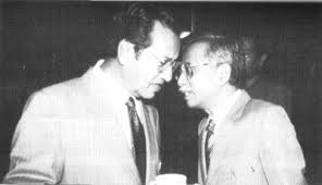But if you are asking about the answer of the question itself, the answer will be muhyiddin yassin, the prime minister of malaysia since march 2020. Sejarah Ringkas Tun Doktor Mahathir Perdana Menteri Malaysia Ke 7 Iluminasi