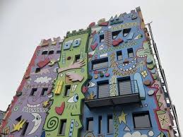 Mit diesem haus in historischer kulisse präsentiert braunschweig. Rizzi Haus In Braunschweig Das Gebaude Mit Pop Art Malereien
