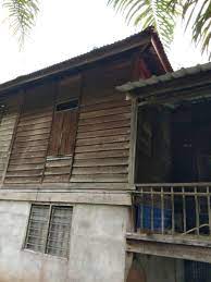 Negeri perak merupakan sebuah negeri yang terbesar di pantai barat semenanjung malaysia dan tidak hairanlah begitu banyak destinasi yang menarik di kawasan pantai, pulau, tarikan hutan lipur, taman tema, tempat bersejarah & sebagainya. Rumah Kayu Untuk Dijual Bota Kiri Perak Property For Sale On Carousell