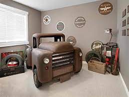 Learn how to bring together color, pattern, decorations, furniture, and more to design a beautiful view image. Zoom With Style In 20 Car Themed Bedroom For Your Boys Home Design Lover