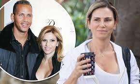 The parents of alex rodriguez are victor and lourdes rodriguez. Cynthia Scurtis Hits Back At Ex Alex Rodriguez He Requested That I Discontinue Working Daily Mail Online