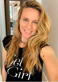 Christine Lavigne's Instagram, Twitter & Facebook