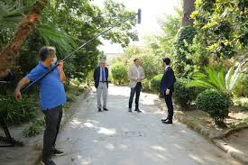 Un posto al sole è un programma sulla tv italiana di rai 3 che ha ottenuto dai visitatori di televideoteca.it una media di 3,5 stelle. Un Posto Al Sole Ricomincia Dopo 100 Giorni Su Rai 3 Napoli Da Vivere