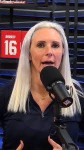 As Alex Ovechkin nears Wayne Gretzky’s career goals record (894), we debate  which NHL record is the MOST impressive? 🏒🔥