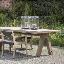 Central trough can be filled with ice for drinks or use as a planter! Gommaire Ziggy Dining Table Luxury Outdoor Living