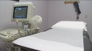 Tennessee's abortion trigger law makes Memphis OB/GYN concerned for her  patients