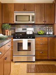 Choosing Kitchen Cabinet Hardware Home Kitchens Kitchen Backsplash Designs Kitchen Design