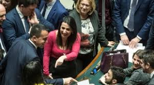 L'unica fonte diretta che la riguarda è un breve audio ad azzardare un particolare in più sull'identità della ex moglie di conte, padre di un figlio, niccolò, di 10 anni, è il giornale che scrive: Valentina Fico Ex Moglie Di Giuseppe Conte Vince Contro Il Tar E Ottiene Un Risarcimento Dopo 13 Anni Libero Quotidiano