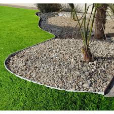 Les bordures de jardins servent à créer des séparations autour et dans les jardins. Kit Eclairage Led Pour Bordures De Jardin En Aluminium Massif Allee