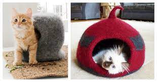 To access the free pattern for this felted house, please click on this link: Cat Felt Cave House Free Knitting Pattern