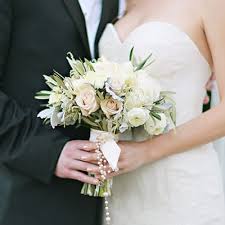 Custom flower arrangements and centerpieces for that finishing touch, gifts for any special occasion or event. Wedding Consultation Bella Fiore Floral