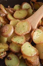 Easy Pan Fried Potatoes My Homemade Heaven Recipe Pan Fried Potatoes Red Potato Recipes How To Cook Potatoes