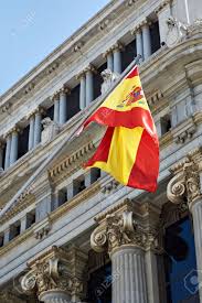Jämför de bästa boendealternativen med vår katalog. Flagge Von Spanien Auf Einem Regierungsgebaude In Der Stadt Madrid Lizenzfreie Fotos Bilder Und Stock Fotografie Image 80807967