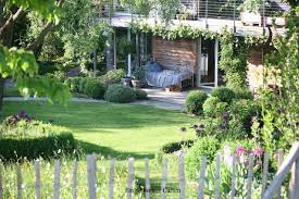 Diesem blog folge ich sehr gerne. Ein Schweizer Garten Herrliche Junitage Ein Schweizer Garten Garten Landschaftsplane