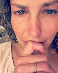 So so sad. Didn't expect tears to flow at the ending of Ted Lasso. I needed  a good cry. Good people and kindness is soul touching. #stage4breastcancer  #stage4needsmore #stagefourcancer #stagefourbreastcancer #breastcancerart  #breastcancer #