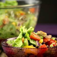 Mexikanischer Salat Mit Avocado Dressing Rezept Salat Dressing In 2020 Avocado Salad Dressing Avocado Dressing Avocado Salad
