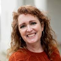 Jacqueline Fleck's Instagram, Twitter & Facebook