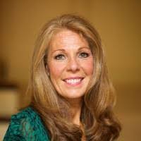 Michelle Fitzhenry's Instagram, Twitter & Facebook