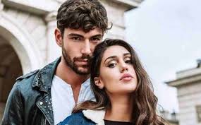 L'uscita della rivista e ha pubblicato qualche immagine inedita e il video del backstage dello shooting sul suo profilo instagram. Cecilia Rodriguez Instagram La Dolce Dedica Per La Sorella Belen