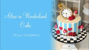 This cake is easy, but looks quite impressive. Alice In Wonderland Cake Tutorials Mad Hatter Cakes