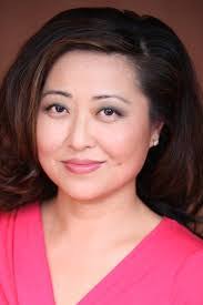 Sara Huse's Instagram, Twitter & Facebook