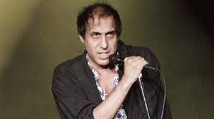 Becca bürgt und erhält 5 zinsen. Und Immer Azzurro Adriano Celentano Ist 80 Musik Dw 05 01 2018