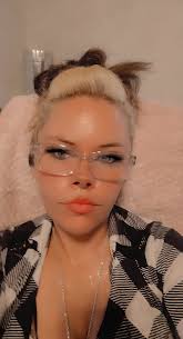 Doreen Perry (@doreentussingperry)’s videos with DEVlL in her eyes