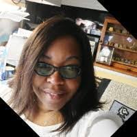 Tracy Benoit's Instagram, Twitter & Facebook