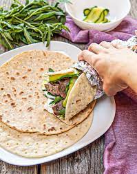 Check spelling or type a new query. Piadina Di Grano Saraceno Con Straccetti Di Manzo Zucchine Rucola E Salsa Yogurt Basilico Secco