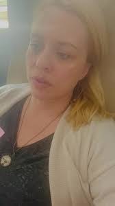 Carrie Linville's Instagram, Twitter & Facebook