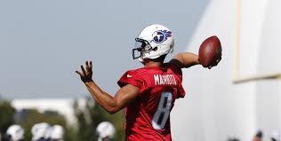 mariota opens training camp atop titans depth chart