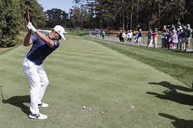 Pga Tour Is About To Admit Its Largest Crowd Of The Year The New York Times