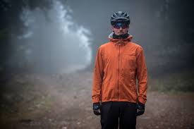 Nukeproof Nirvana Jacke Im Test Regen Nevermind Mtb News De In 2020 Regenjacke Jacke Kaufen Jacken