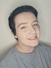 Paper backdrop vs cloth backdrop for portraits?